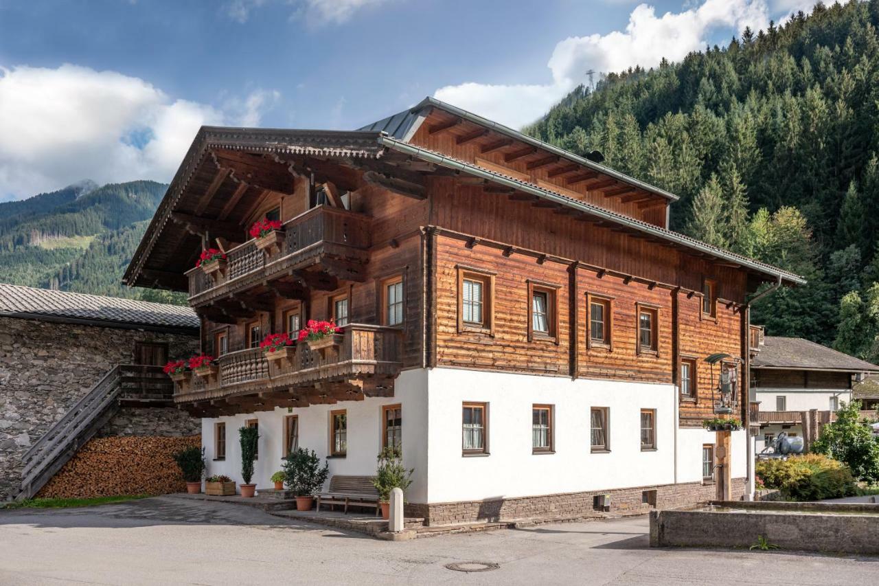 Landhaus Bohrer Майрхофен Экстерьер фото