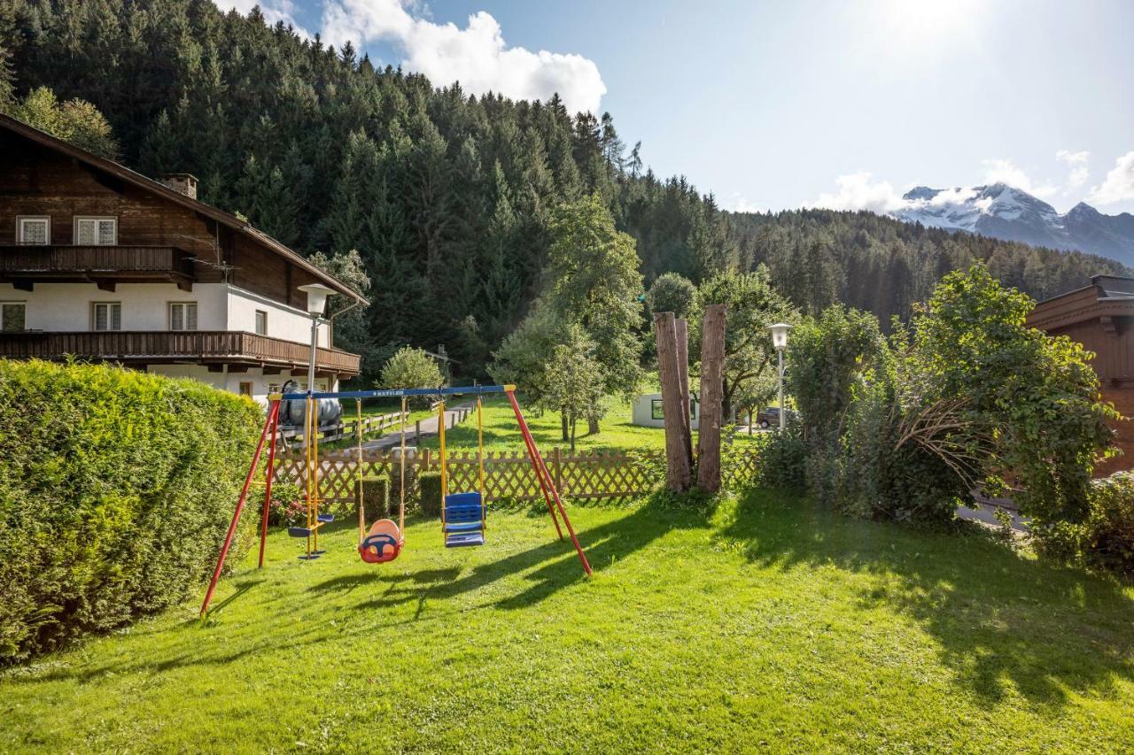 Landhaus Bohrer Майрхофен Экстерьер фото
